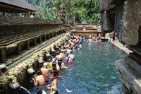 pura-tirta-empul
