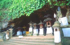 goa lawah